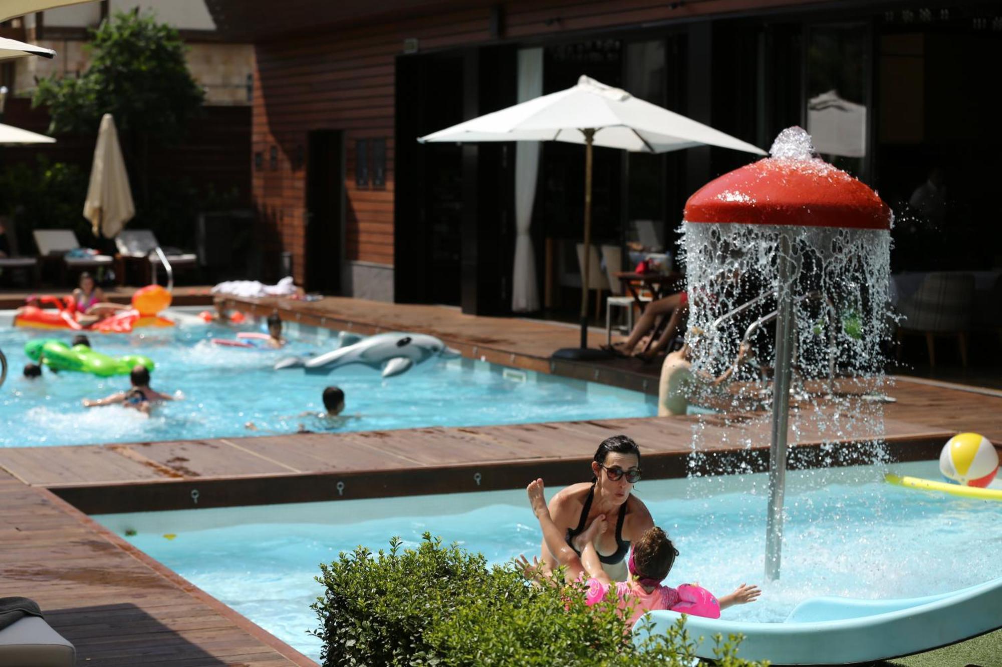 Lucky Bansko Aparthotel Spa & Relax Luaran gambar A water park in Turkey