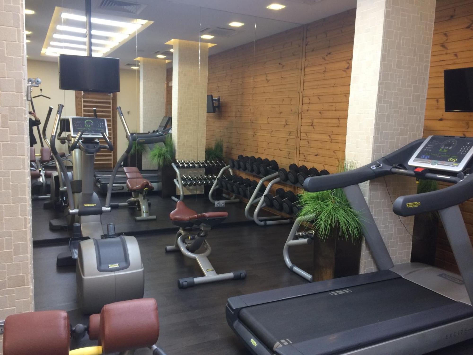 Lucky Bansko Aparthotel Spa & Relax Luaran gambar A gym in Yerevan, Armenia